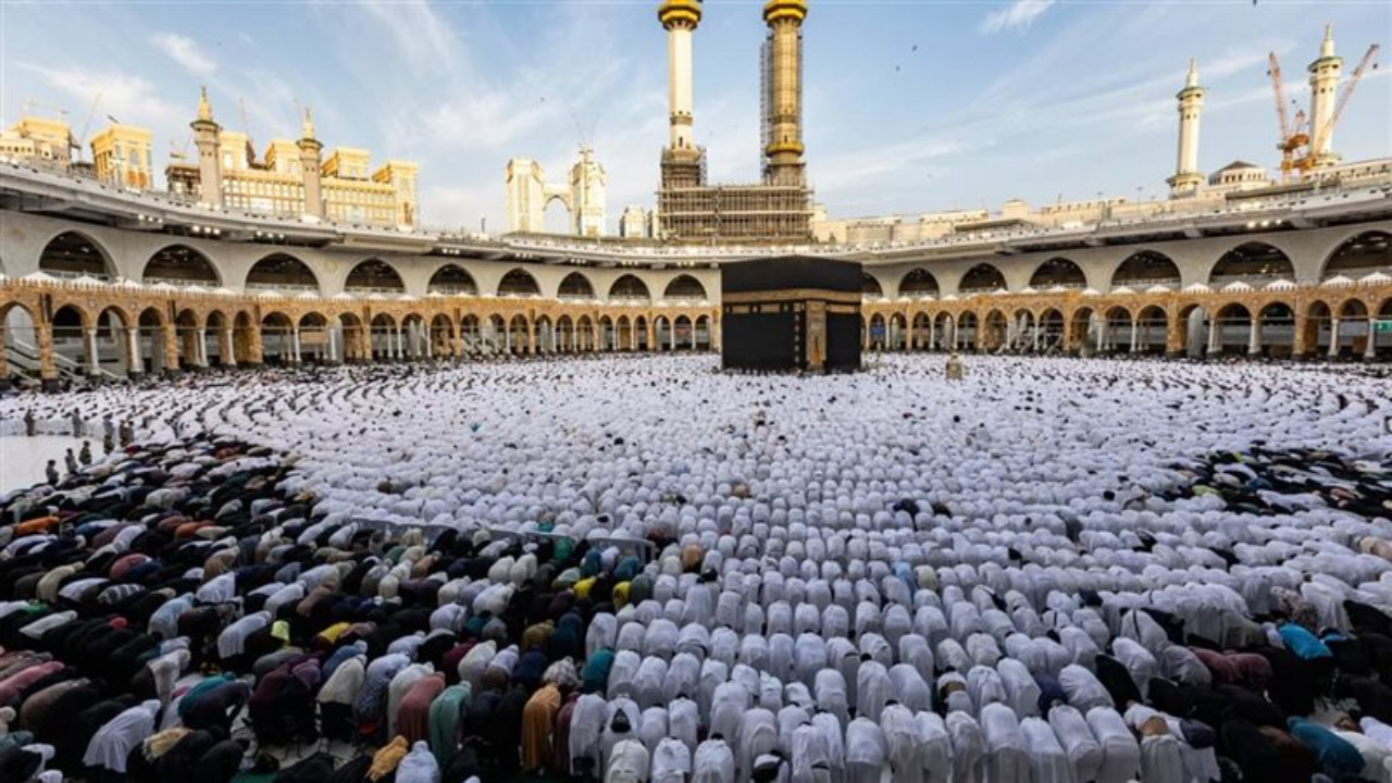 جدول أئمة الحرم المكي هذا الأسبوع 1446