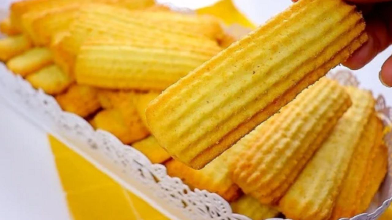 طريقة عمل بسكويت العيد في الخلاط