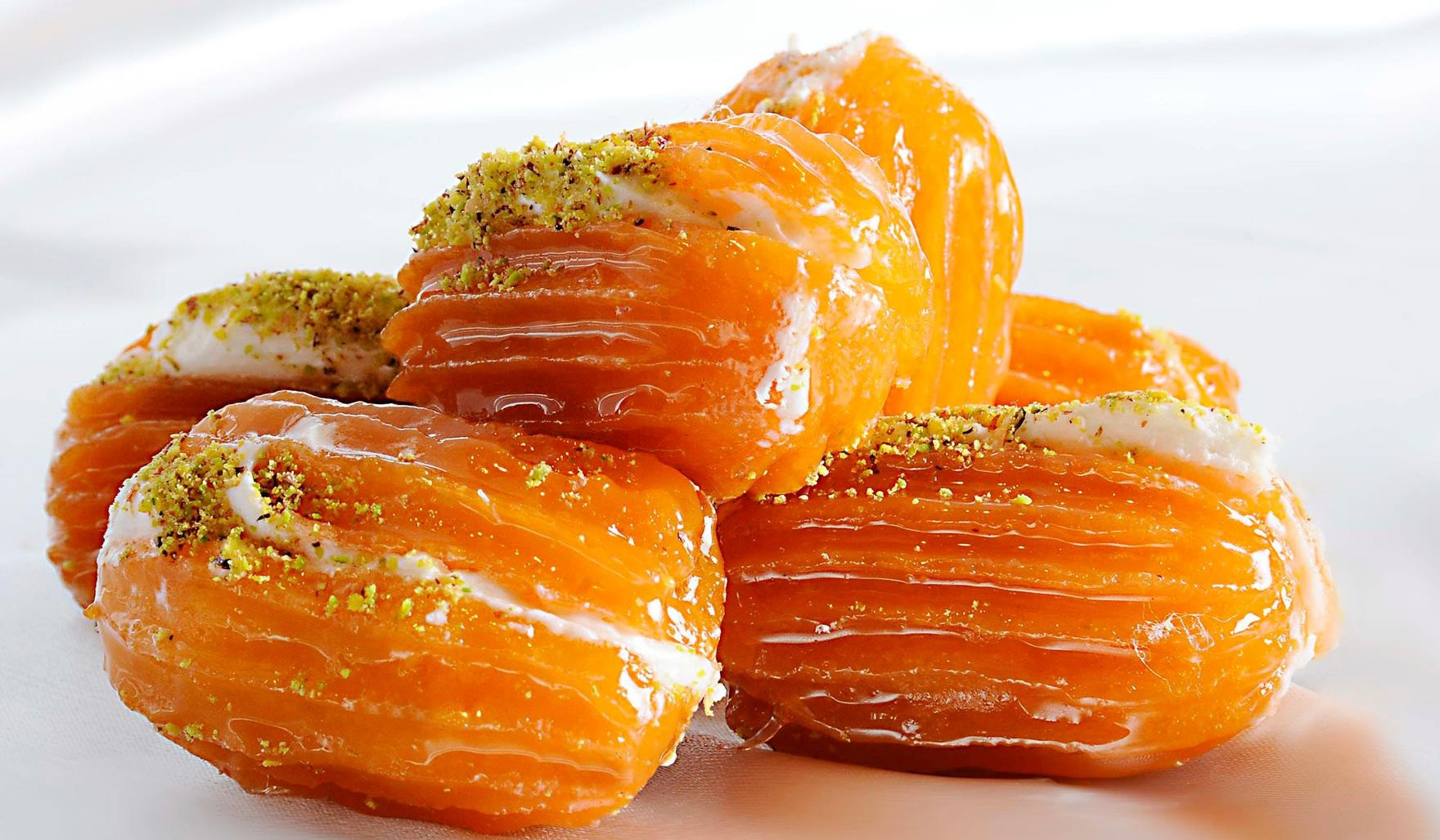 طريقة عمل بلح الشام بالكريمة 1