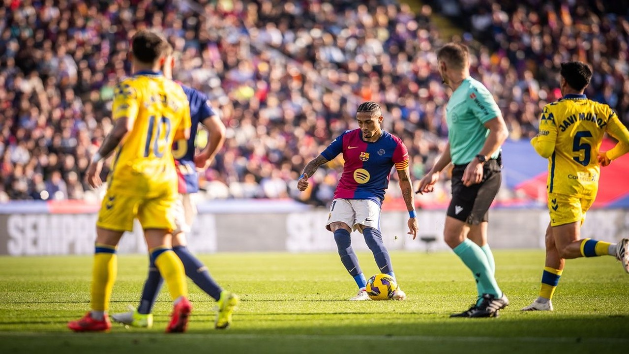 موعد ومعلق مباراة برشلونة ولاس بالماس Barcelona vs Las Palmas في الدوري الإسباني.. والقنوات الناقلة