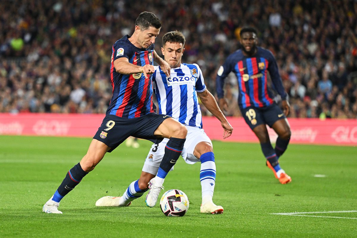 فرصة الانفراد بالصدارة.. موعد مباراة barcelona vs real sociedad في الجولة 26 من الدوري