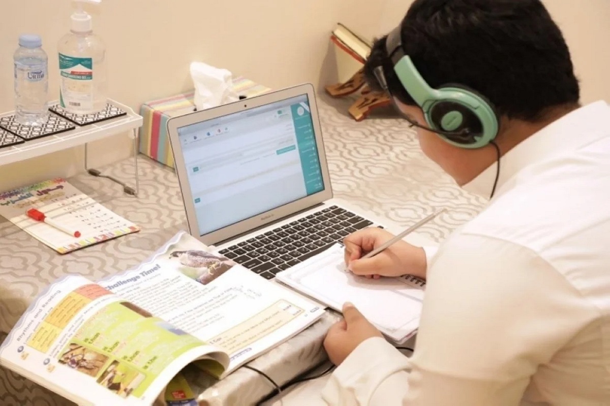 تعليق الدراسة في السعودية المتبقي من شهر رمضان الكريم 1446 هجريًا ليكون عن بُعد عبر المنصات المدرسية.. ما حقيقة الخبر؟