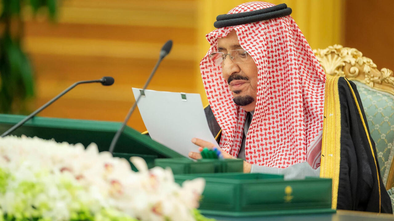 صرف المكرمة الملكية لمستفيدي الضمان 1500 ريال للعائل و1000 ريال للتابع بأمر من الملك سلمان بن عبدالعزيز.. ما حقيقة الأمر؟