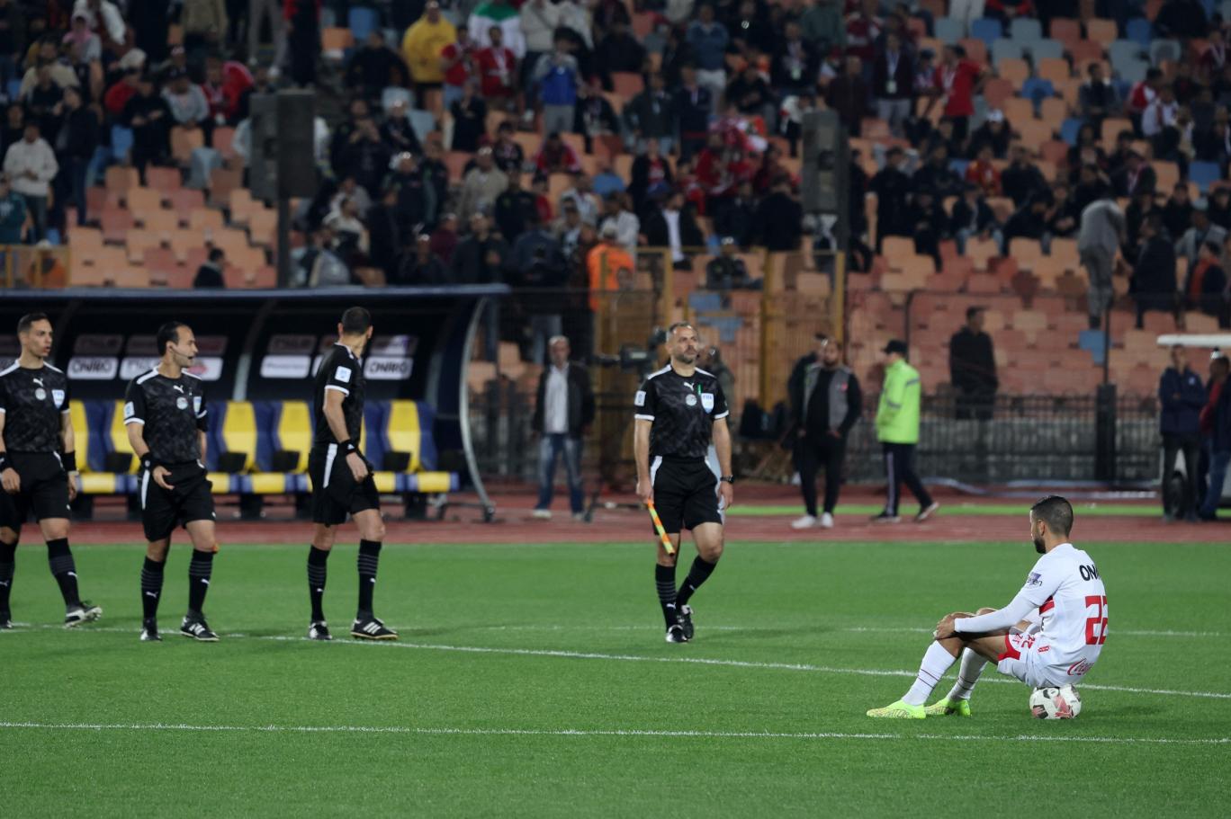 انسحاب الاهلي