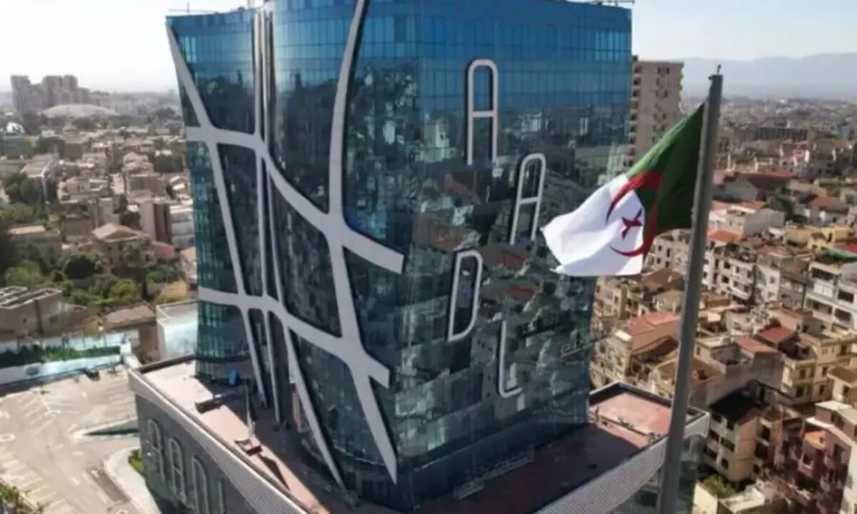 الجزائر تصدر بيان عاجل لجميع المسجلين في عدل 3 حول كشف الراتب