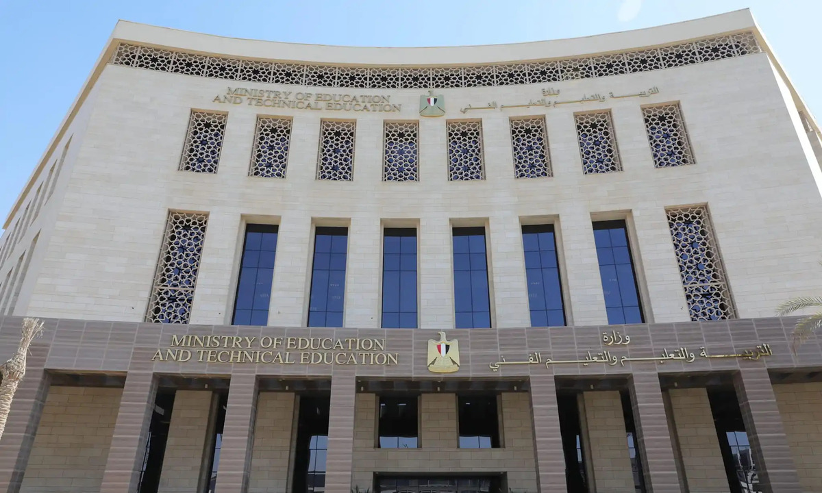 "رسميًا" جدول امتحانات الثانوية العامة 2025 علمي وأدبي .. 15 يونيو بداية الامتحانات