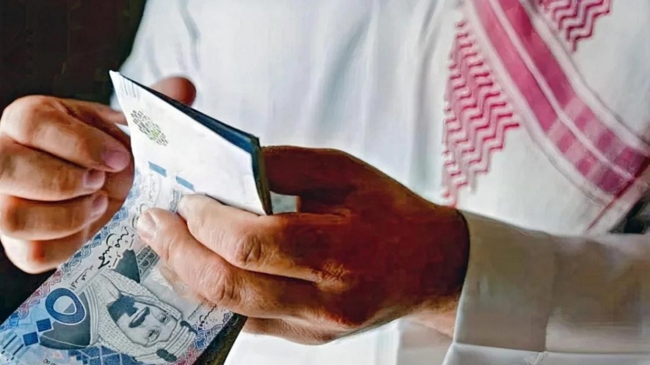 متى موعد صرف معاش الضمان الاجتماعي الدفعة 40؟ وزارة الموارد البشرية والتنمية الاجتماعة توضح التفاصيل