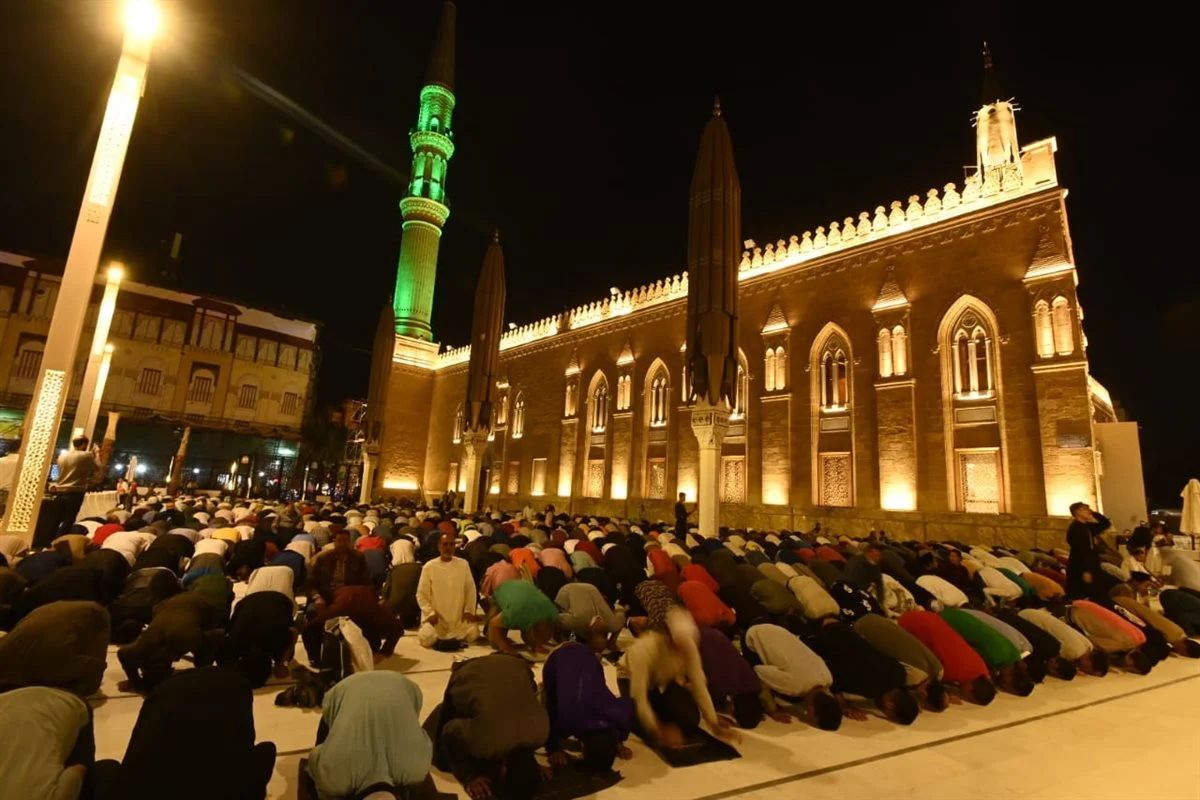 موعد صلاة التراويح اليوم الأول رمضان 2025