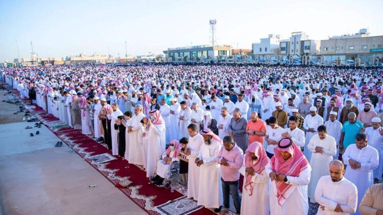 موعد صلاة عيد الفطر 2025