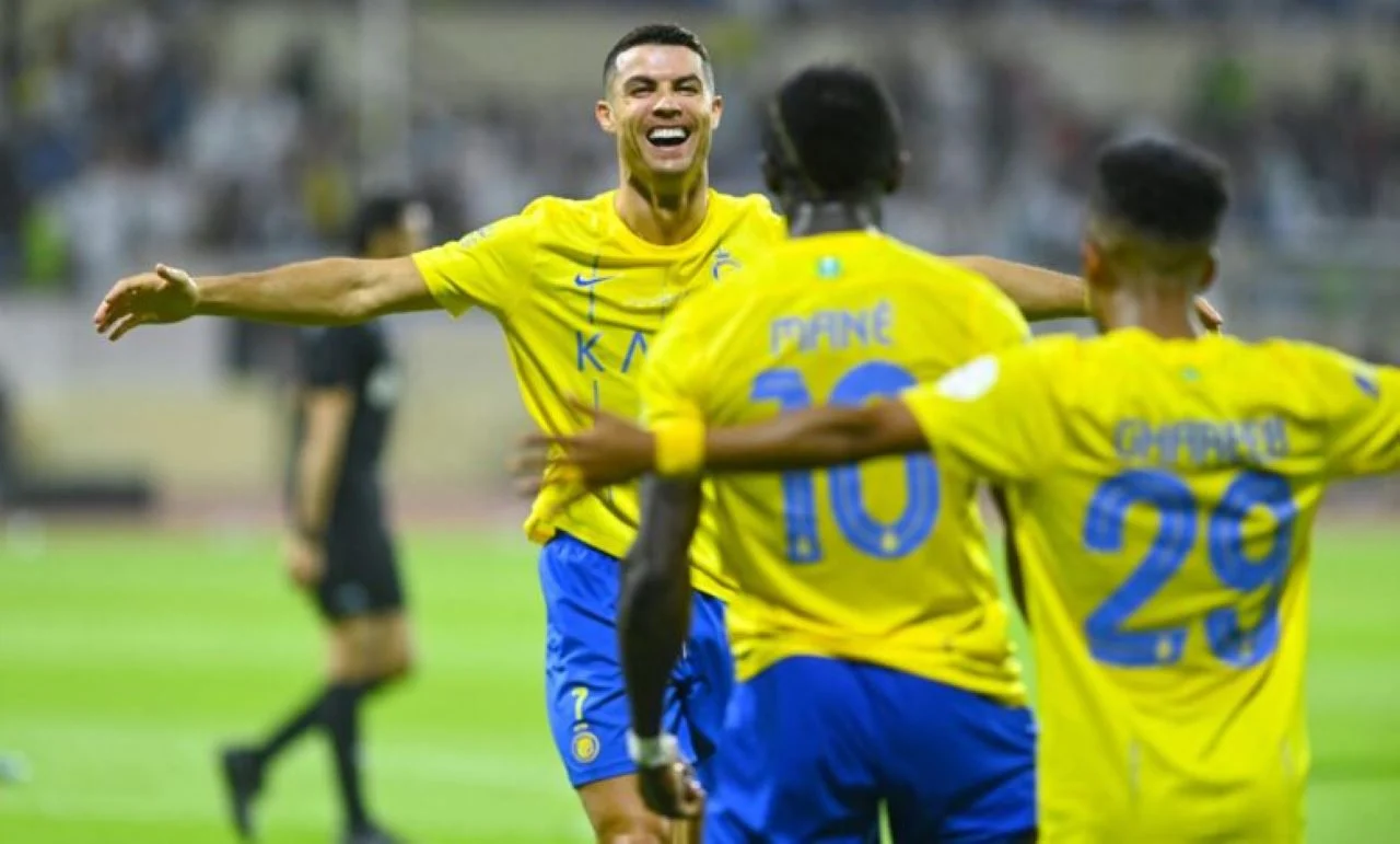 موعد مباراة النصر والاستقلال